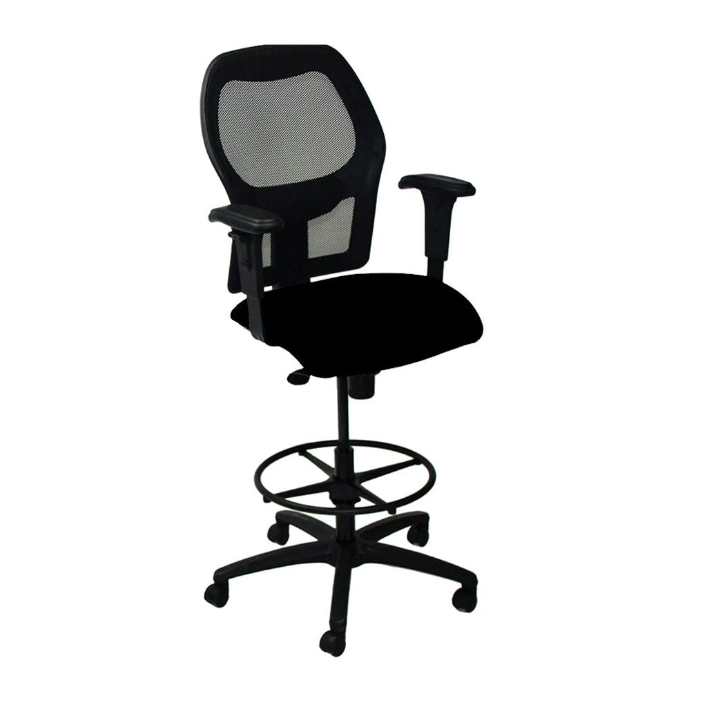 <tc>Ahrend</tc>: Silla de dibujante tipo 160 en tela negra - Base negra - Reacondicionada