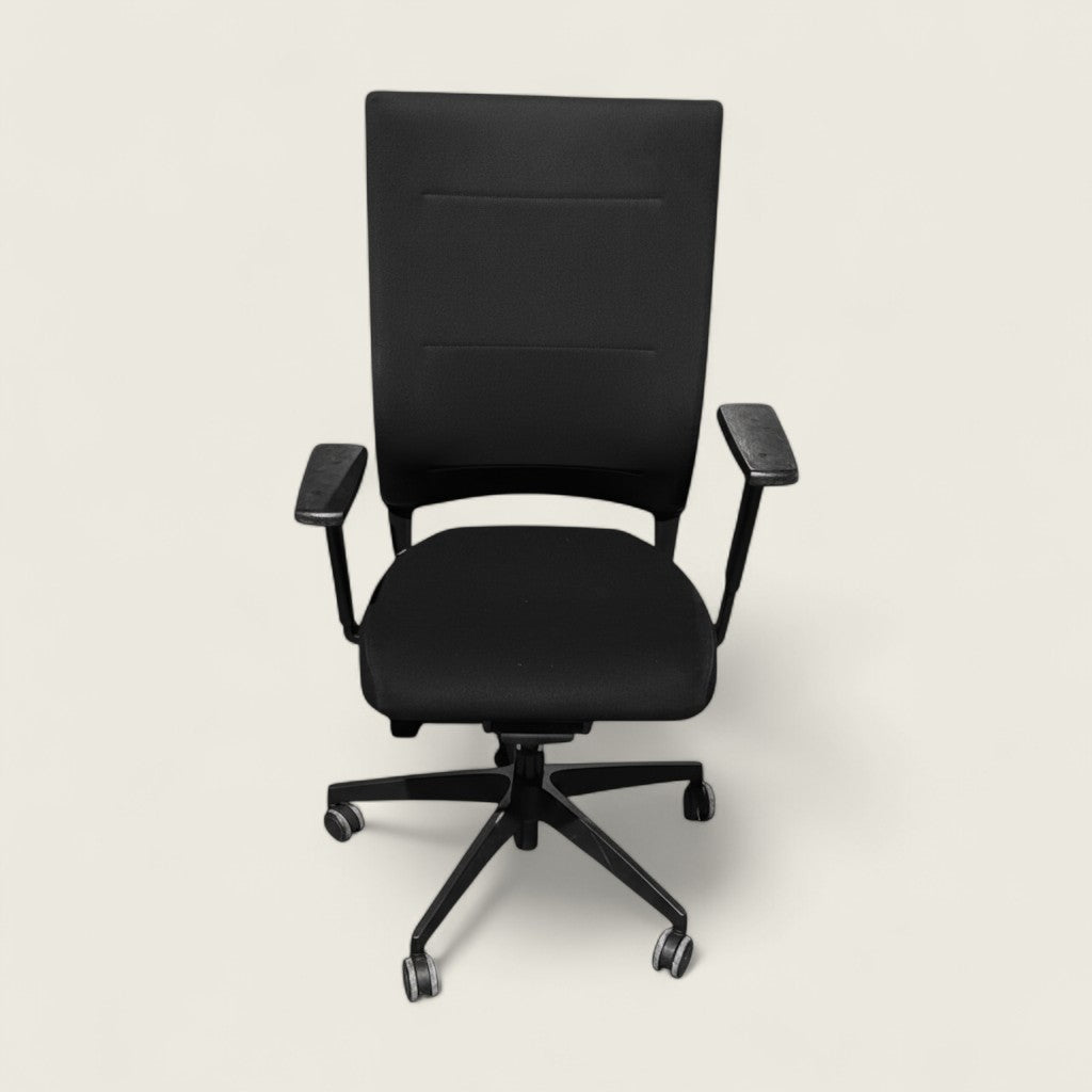 Sedus: Quarterback Task Chair in Black Fabric - Refurbished