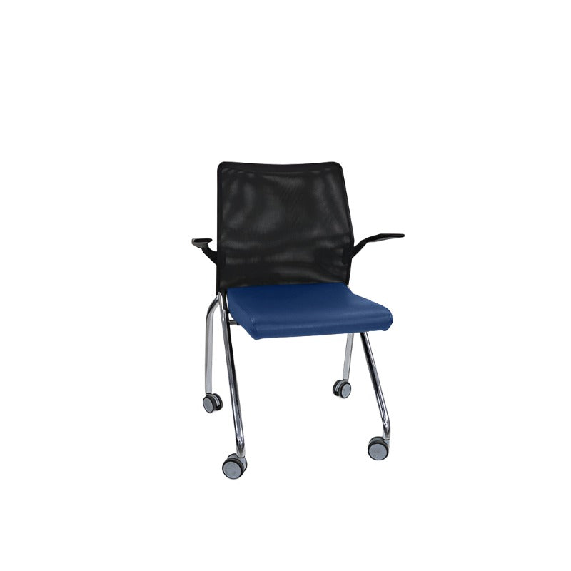 <tc>Boss Design</tc>Silla plegable negra con brazos - Reacondicionada