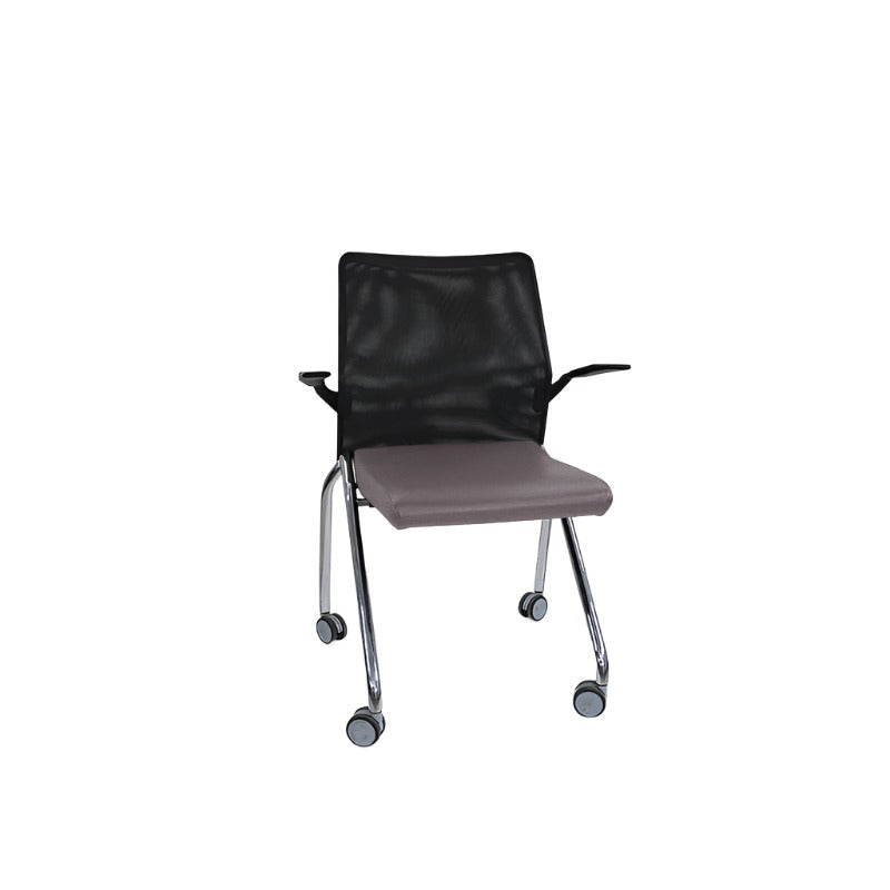 <tc>Boss Design</tc>Silla plegable negra con brazos - Reacondicionada