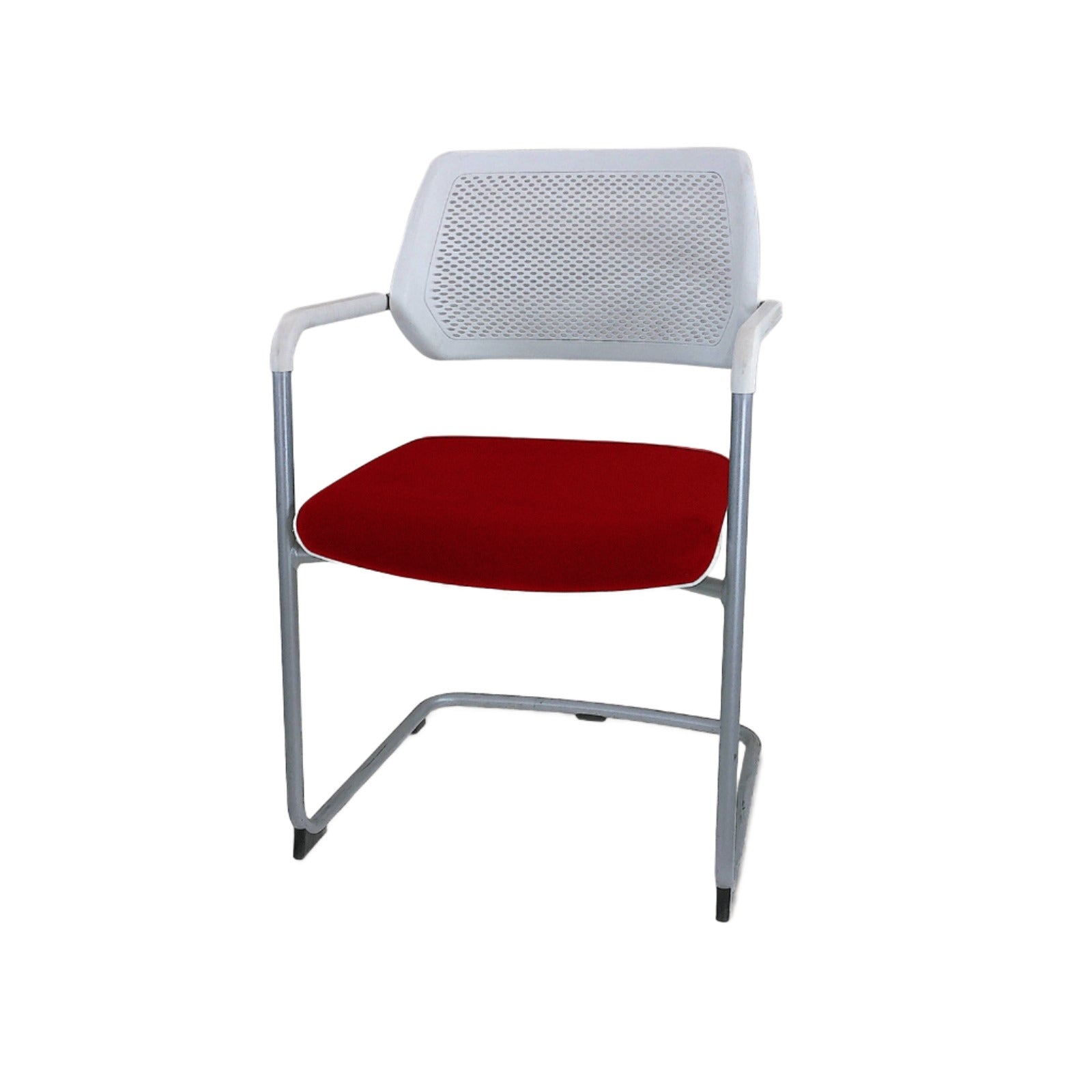<tc>Steelcase</tc>: Qivi - Silla de reunión con base de trineo - Reacondicionada
