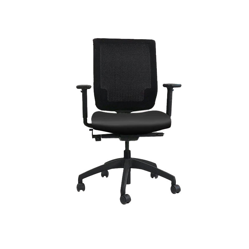 <tc>Connection</tc>: Silla de trabajo MY en cuero negro - Reacondicionada