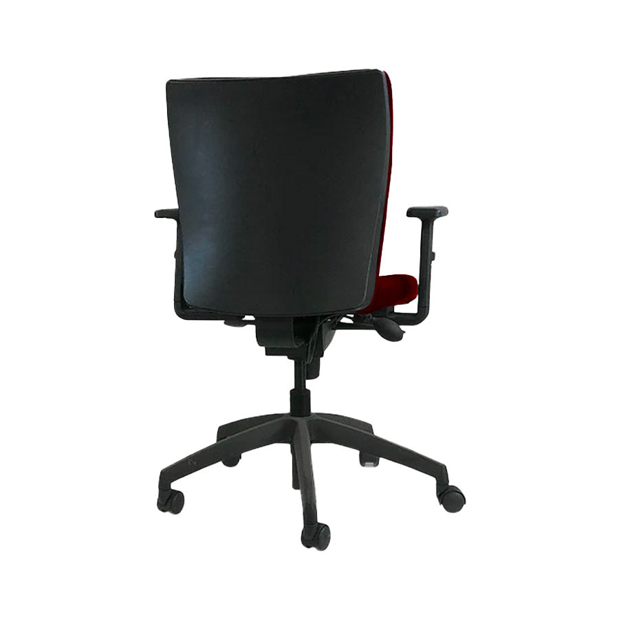 <tc>Connection</tc>Silla de trabajo Team en piel burdeos - Reacondicionada