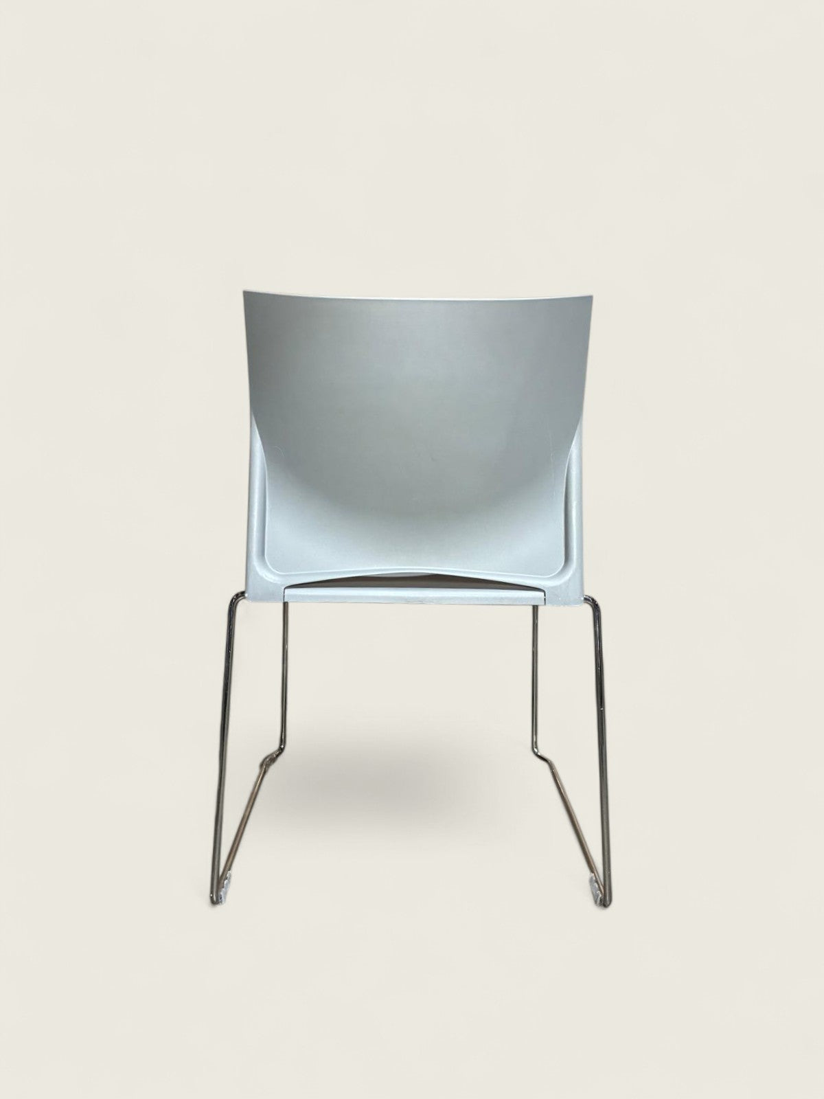 <tc>Connection</tc>: Silla auxiliar para visitas gris - Reacondicionada