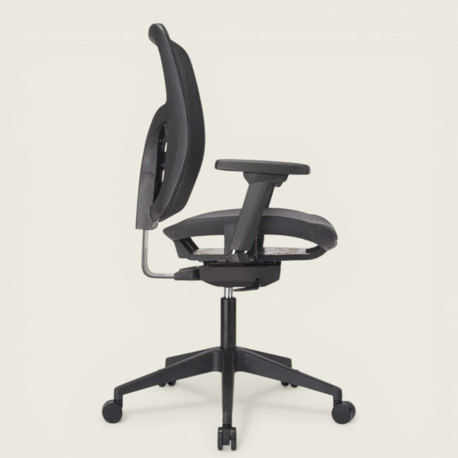 <tc>Steelcase</tc>: Silla de trabajo Please V2 - Reacondicionada