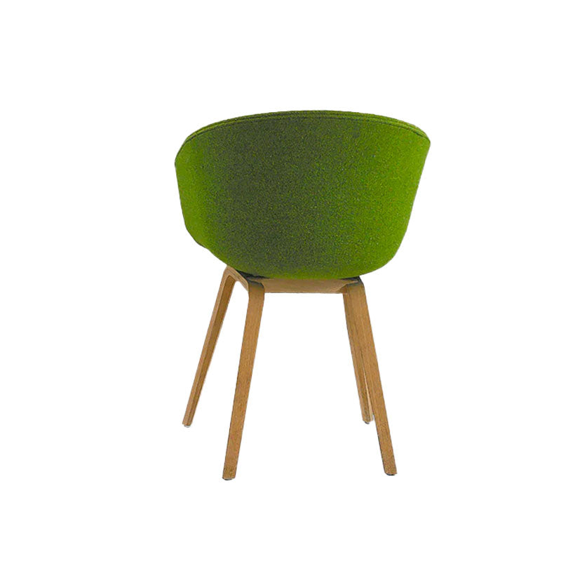 <tc>Hay</tc>: Acerca de una silla AAC 23 - Reacondicionada