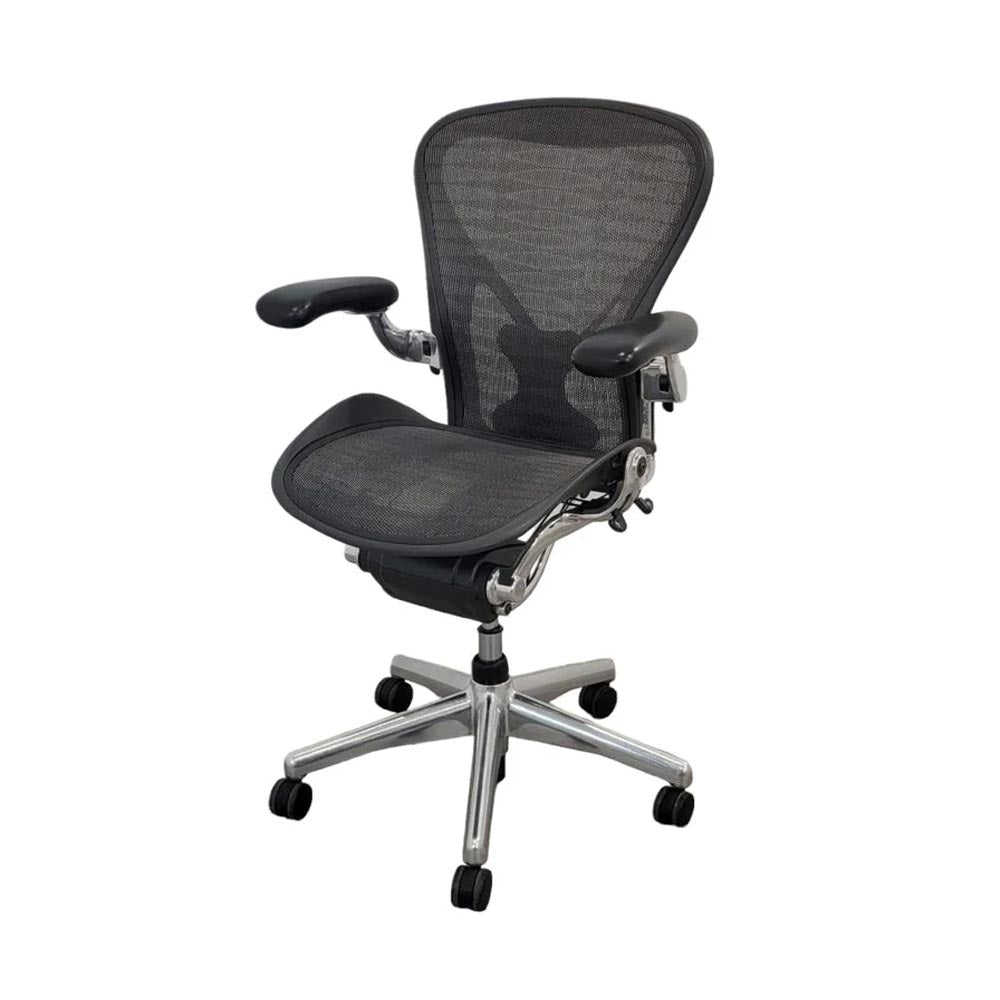 <tc>Herman Miller</tc>:Aeron- <tc>Size B</tc> - Casa completa con estructura de aluminio (tejido smoking) - Reformada