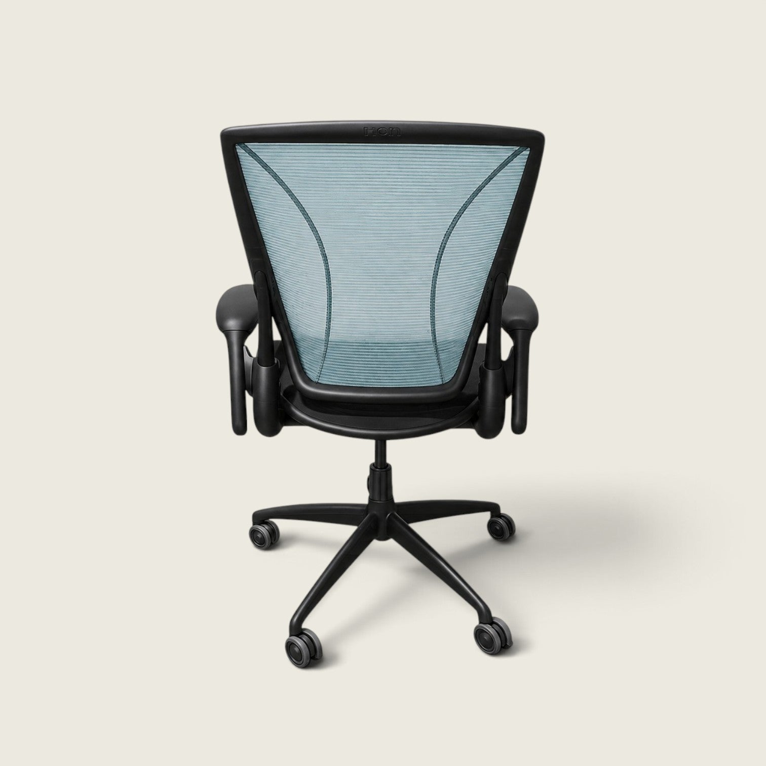 <tc>Humanscale</tc>: <tc>Diffrient World</tc> Silla de oficina de malla verde - Restaurada