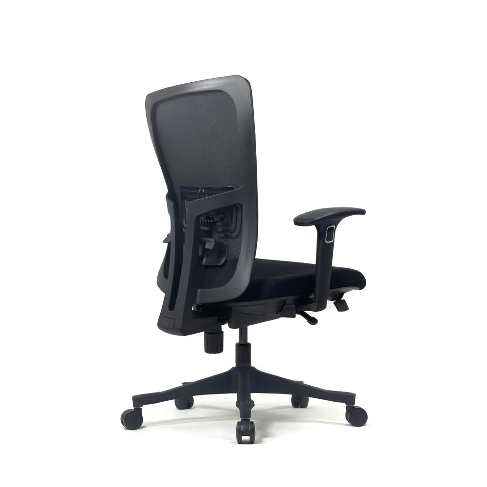 <tc>Haworth</tc>: <tc>Zody</tc> Silla de trabajo en tela negra - Reacondicionada