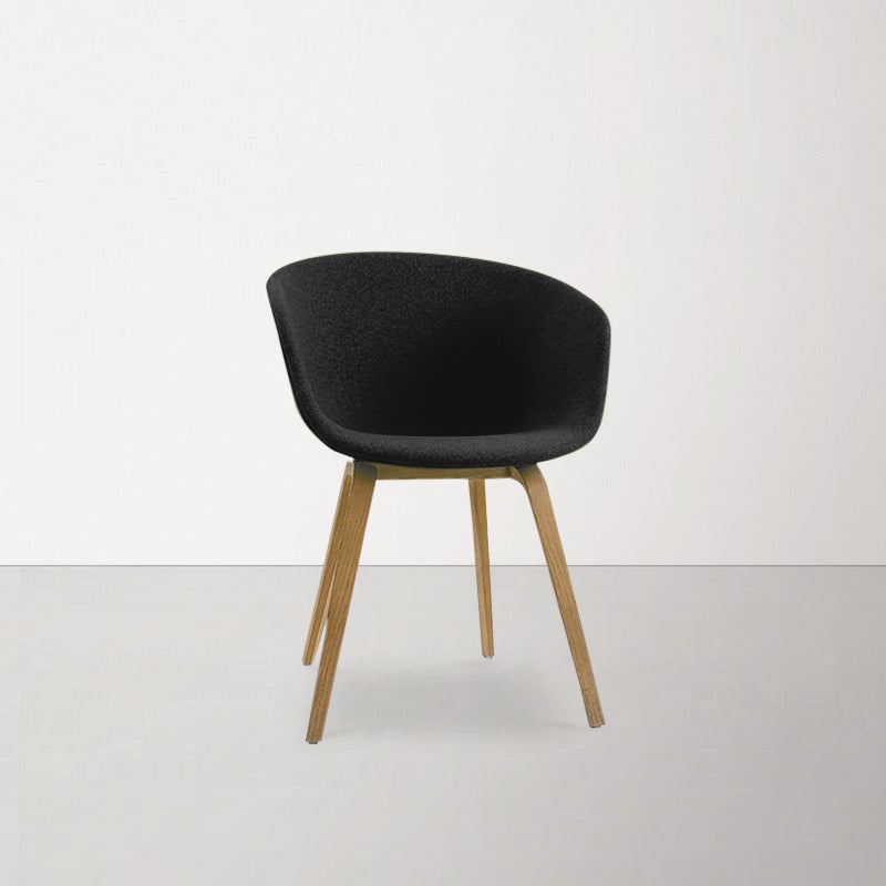 <tc>Hay</tc>: Acerca de una silla AAC 23 - Reacondicionada