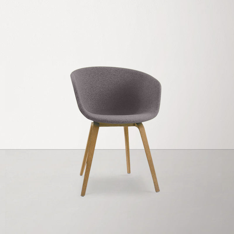 <tc>Hay</tc>: Acerca de una silla AAC 23 - Reacondicionada