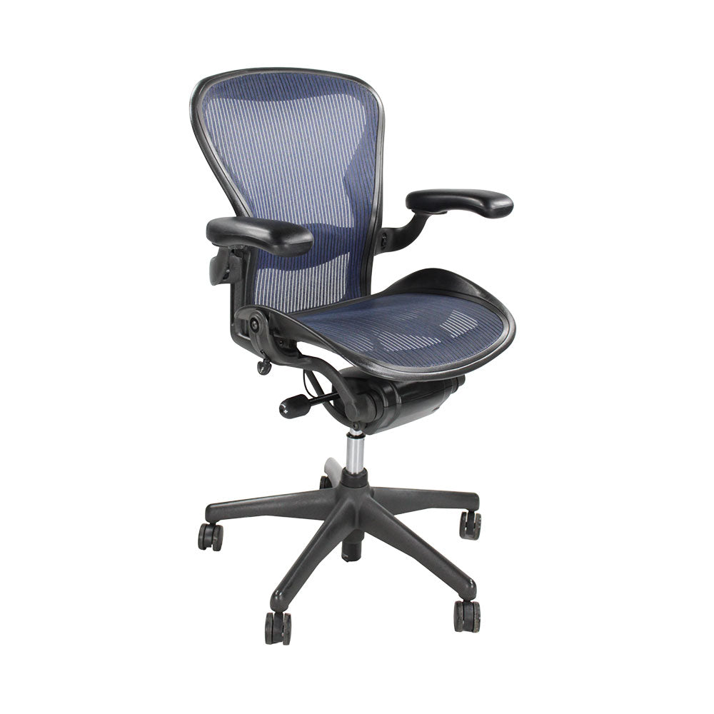 <tc>Herman Miller</tc>:Aeron- <tc>Size B</tc> - Full House (Azul Oscuro) - Reacondicionado