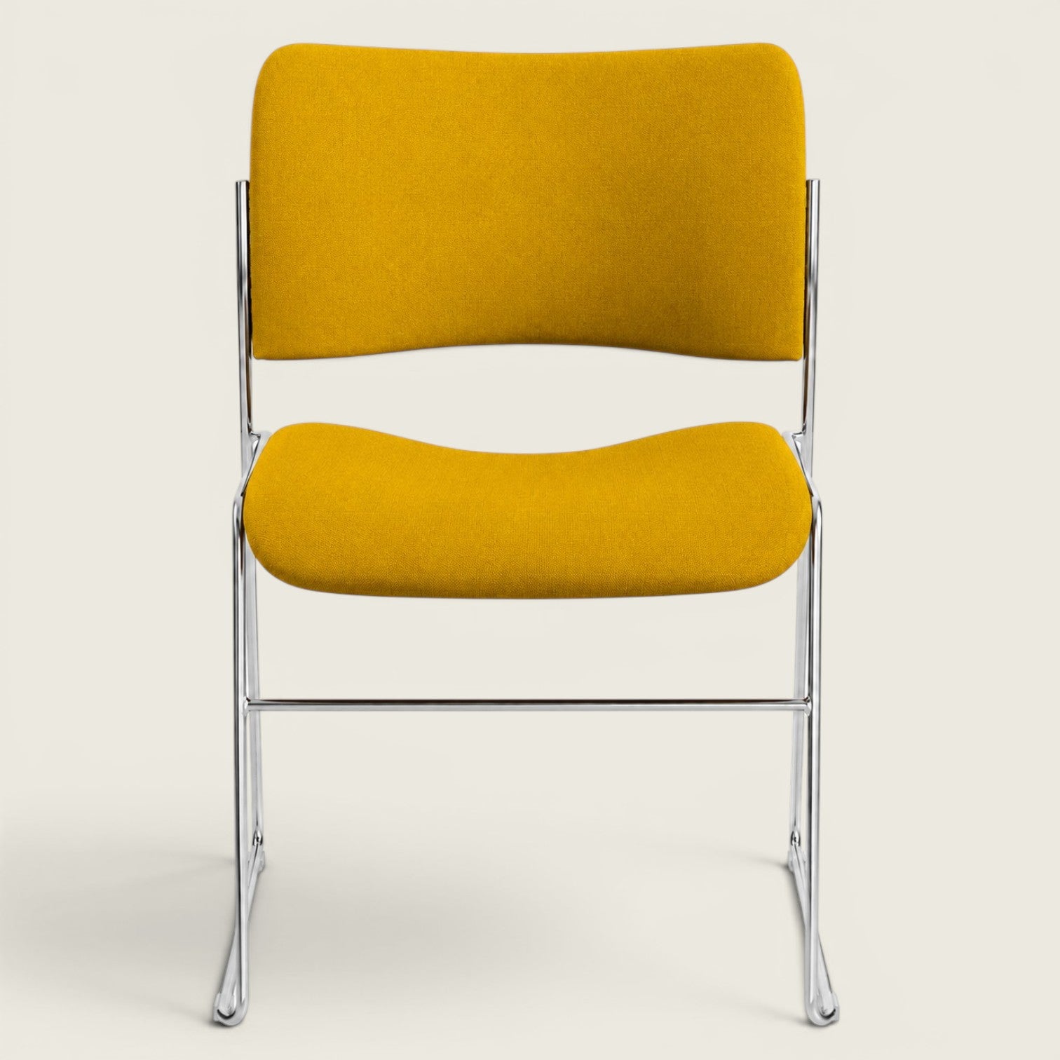 Howe: silla de apilamiento 40/4 - restaurado