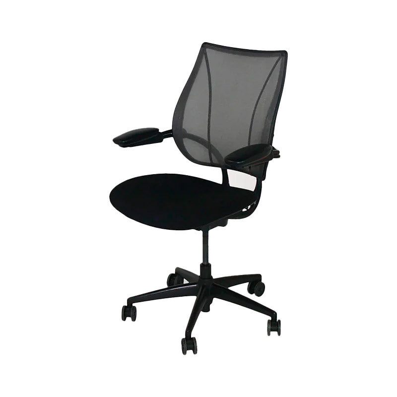 <tc>Humanscale</tc>: <tc>Liberty</tc> Silla de trabajo en tela negra - Reacondicionada