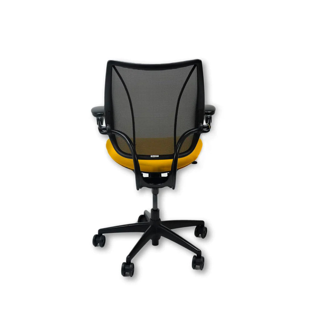 <tc>Humanscale</tc>: <tc>Liberty</tc> Silla de trabajo en tela amarilla - Reacondicionada