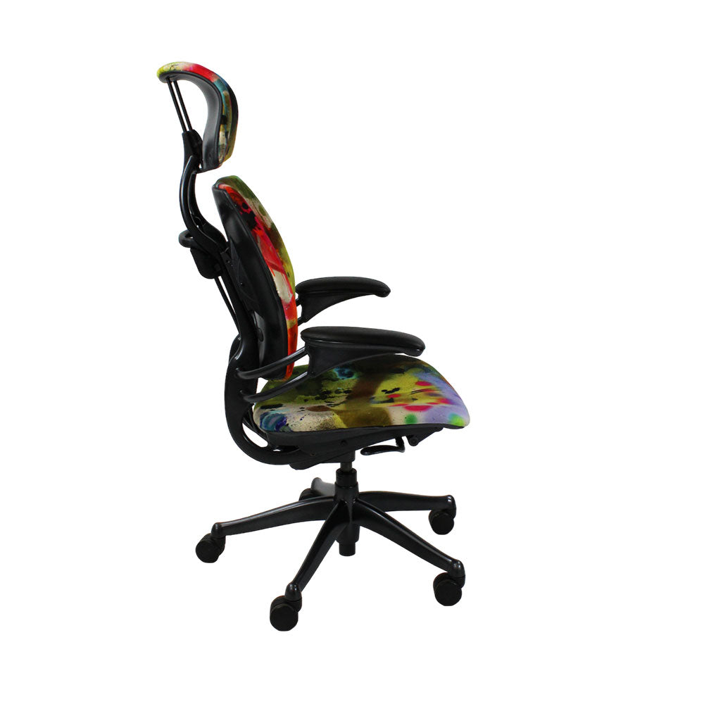 <tc>Humanscale</tc>: <tc>Freedom</tc> Silla de trabajo con respaldo alto y reposacabezas - Graffiti - Reacondicionada