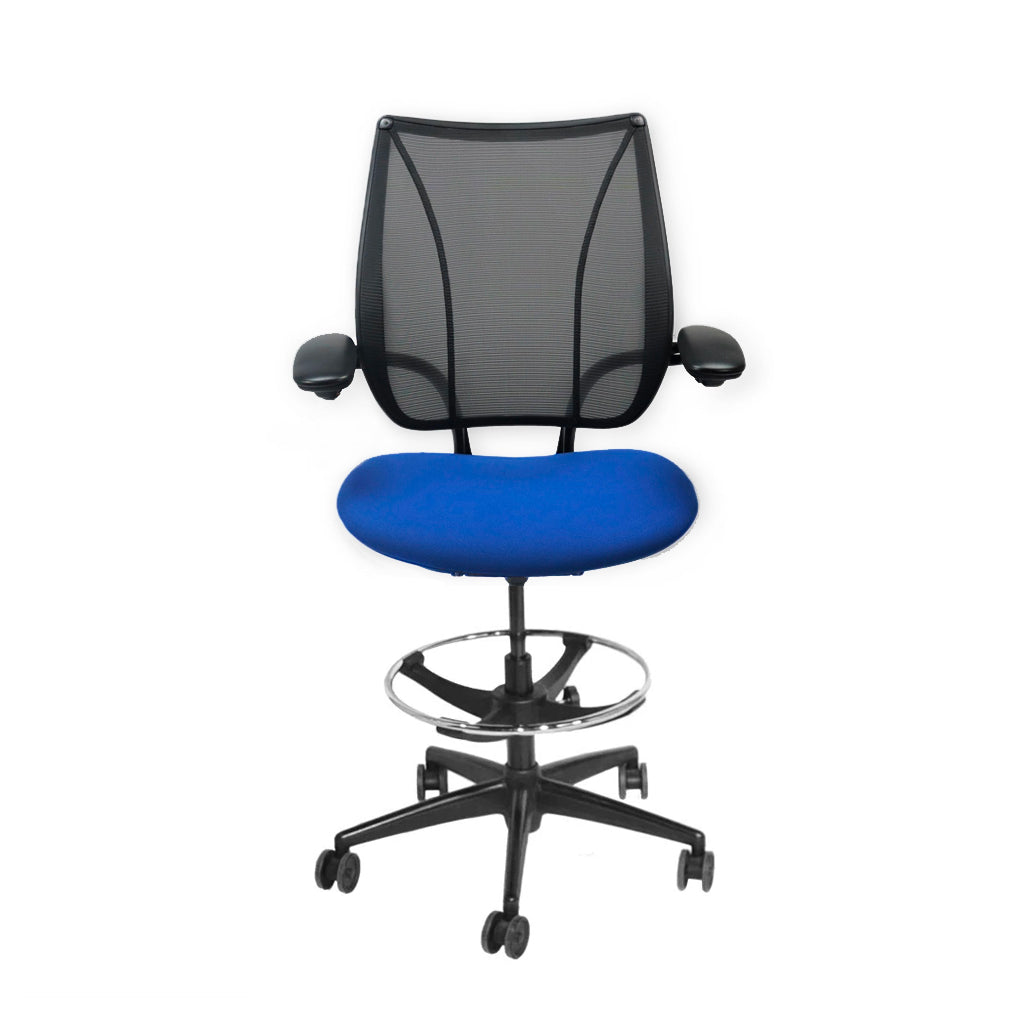 <tc>Humanscale</tc>: <tc>Liberty</tc> Silla de dibujante en tela azul - Reacondicionada