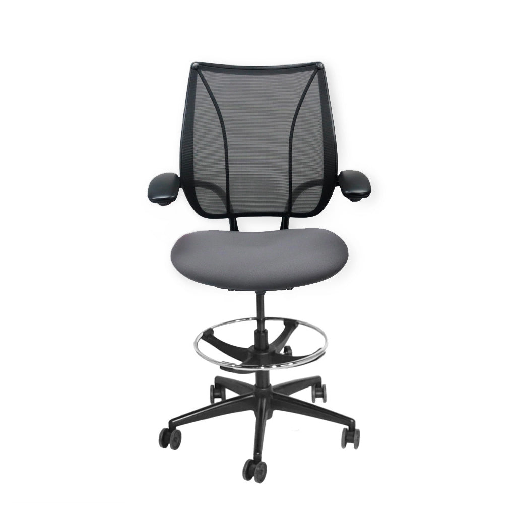<tc>Humanscale</tc>: <tc>Liberty</tc> Silla de dibujo en tela gris - Reacondicionada