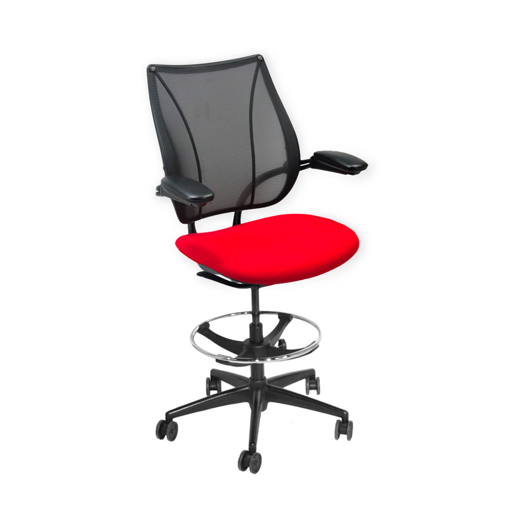 <tc>Humanscale</tc>: <tc>Liberty</tc> Silla de dibujante en tela roja - Reacondicionada