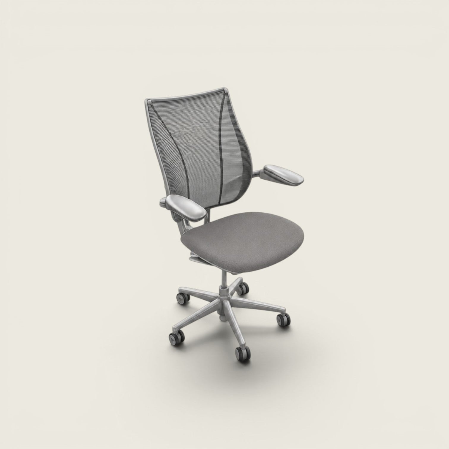 <tc>Humanscale</tc>: <tc>Liberty</tc> Silla de oficina en tela negra - Restaurada