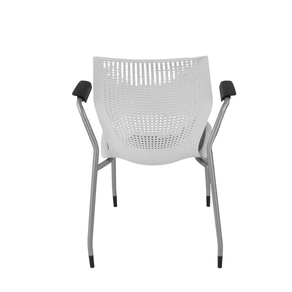 <tc>Knoll</tc>: <tc>Multigeneration</tc> Silla de reunión en tela gris - Reacondicionada