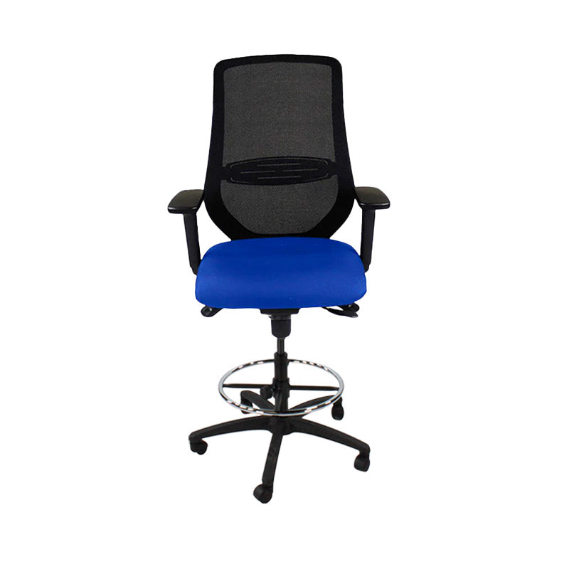 Sajón: <tc>Scudo</tc> Silla de dibujante en tela azul - Reacondicionada