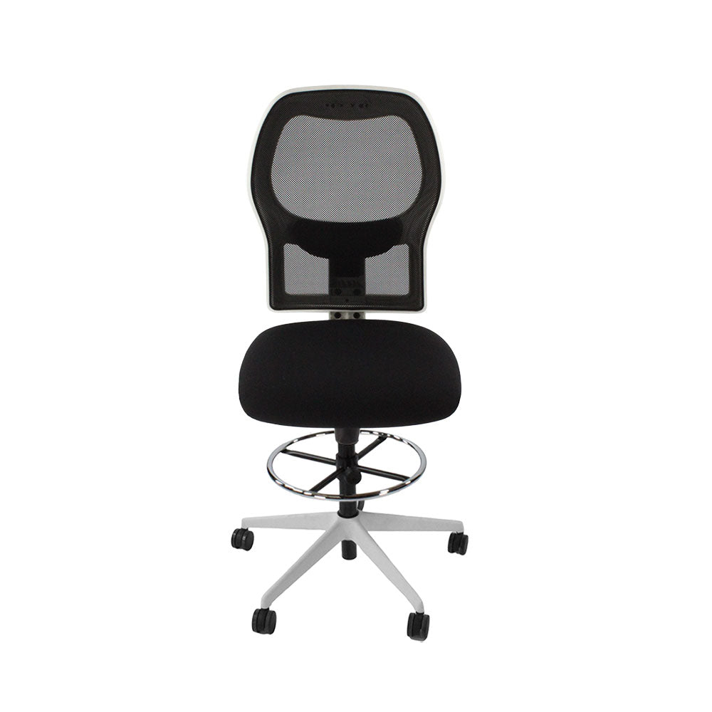 Ahrend: 160 Type Draughtsman Chair Without Arms in Black Fabric - White Base - Refurbished