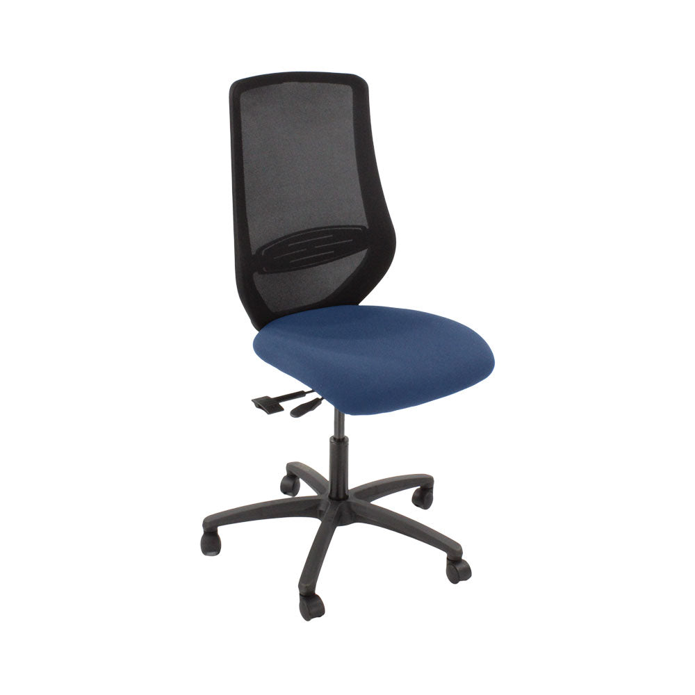 Saxen: Scudo Task Chair with Blue Fabric Seat Without Arms - Refurbished