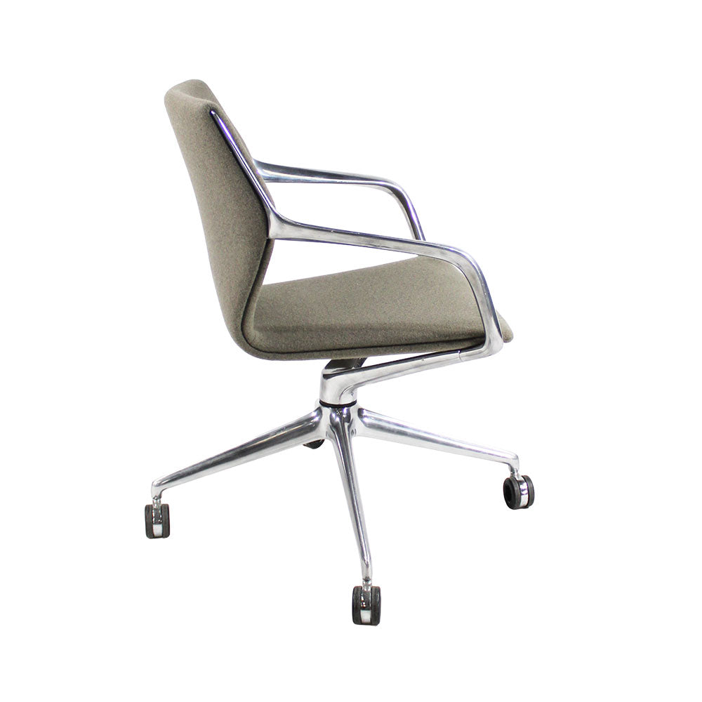 <tc>Brunner</tc>Silla giratoria Ray 9232 en tela beige - Reacondicionada