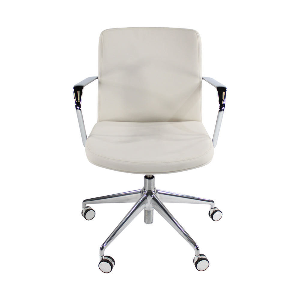 Orangebox: calder silla mbs5 en cuero blanco - restaurado