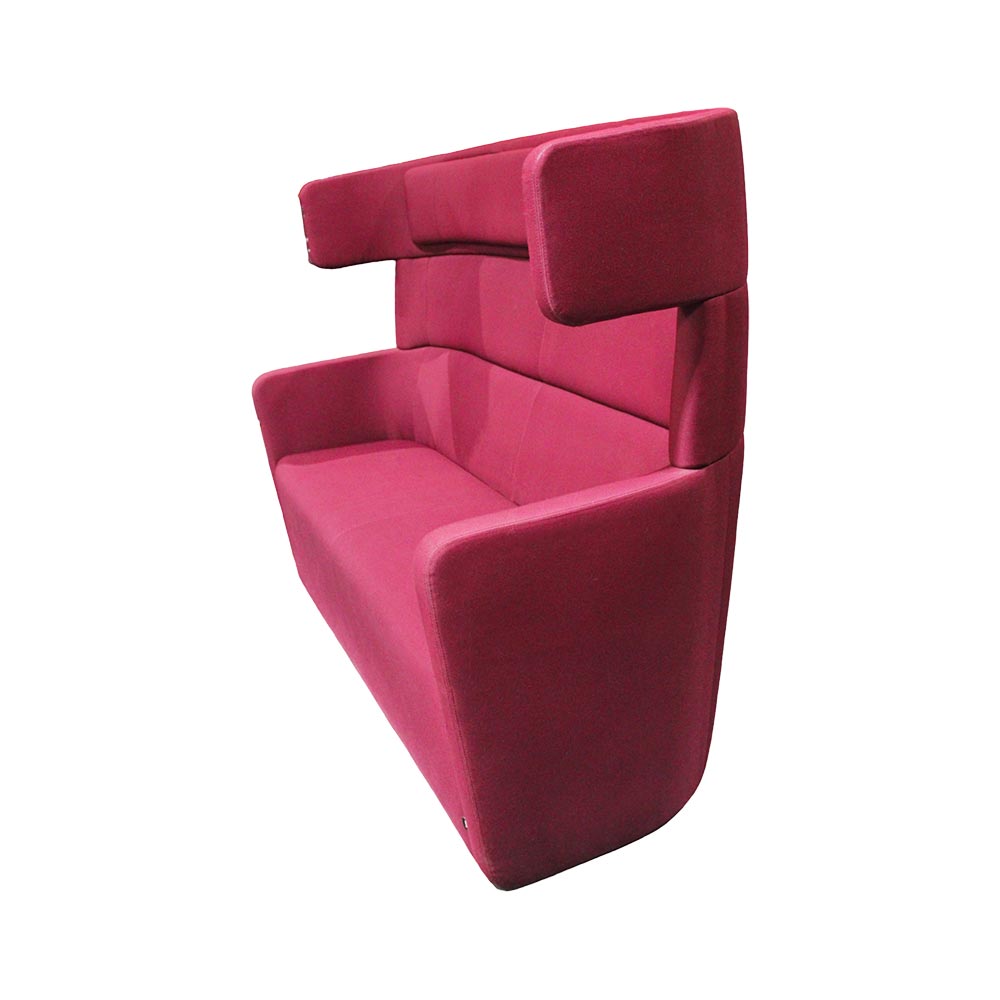 Bene: Parcs Wing Sofa in Burgundy Fabric - Refurbished