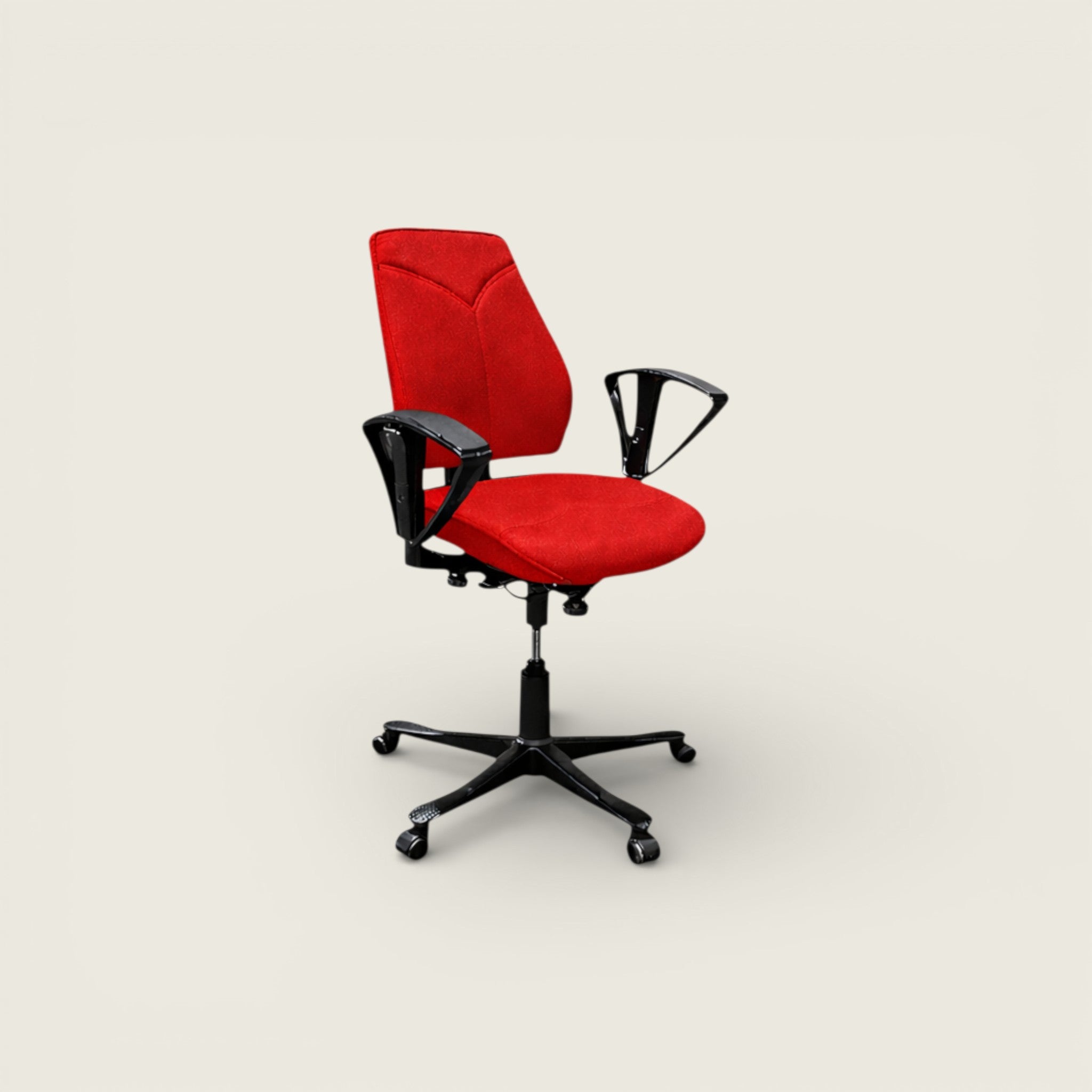 Kinnarps: Red Task Chair - Refurbished