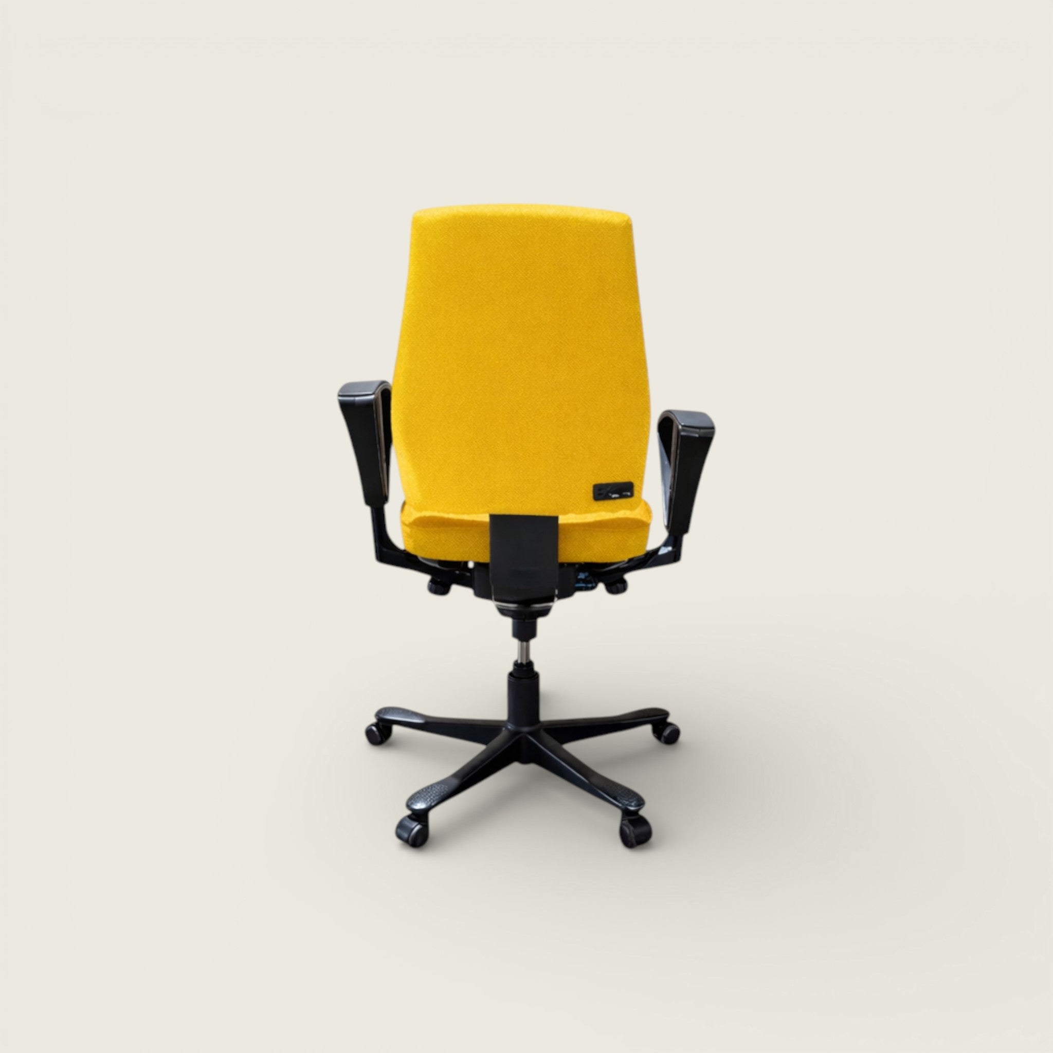 <tc>Kinnarps</tc>: Silla de trabajo - Reacondicionada