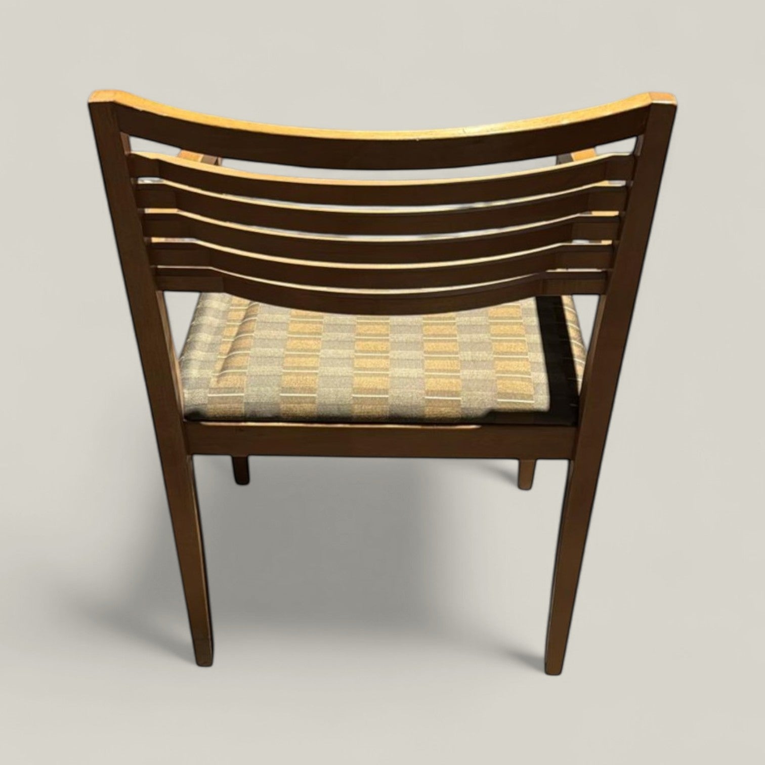 <tc>Knoll</tc> Estudio: Silla de visitas de listones de madera Aperture (reacondicionada)