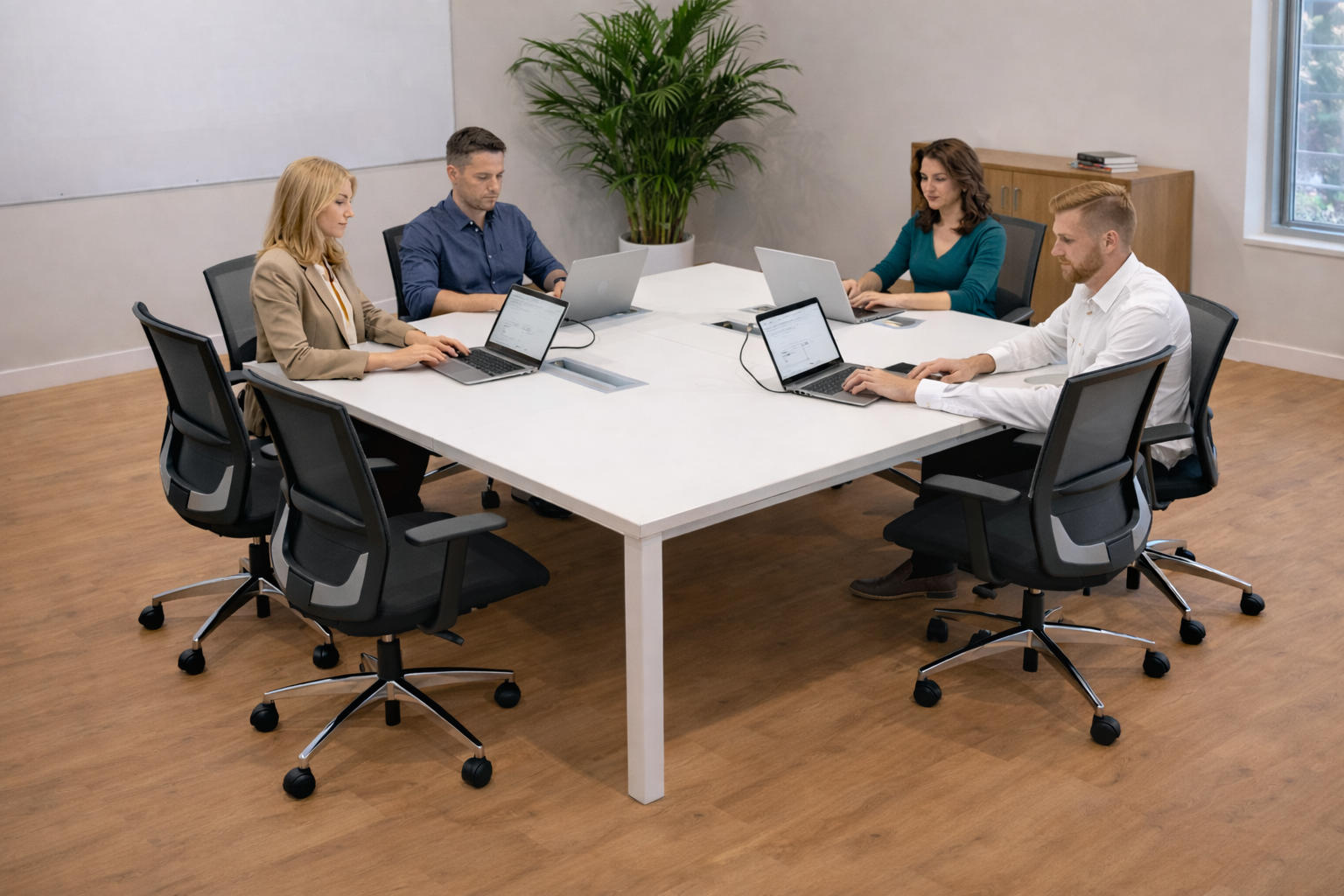 Mercol: Mesa de reuniones (configuración rectangular, modular) - Reacondicionada