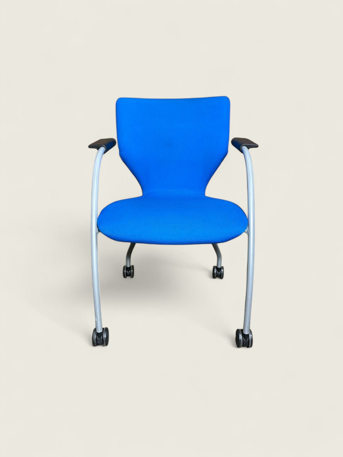Orangebox: Blue Visitors Side chair with Castors - Refurbished