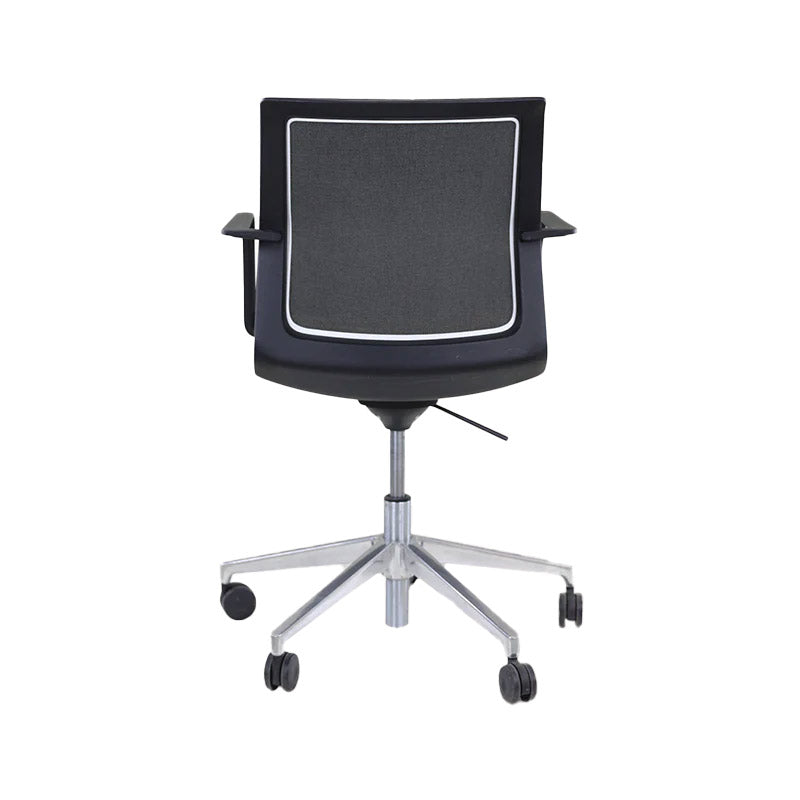 Orangebox: Workday Lite Work in Original Cream Fabric with Aluminium Base Task Chair - Refurbished