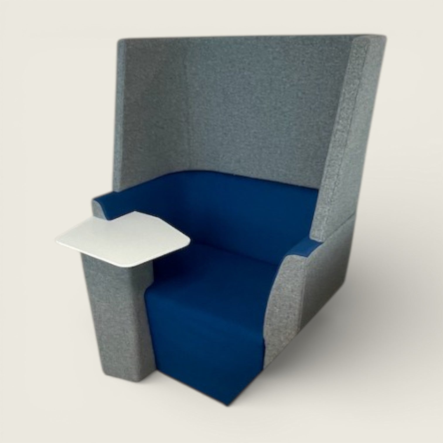 Orangebox: Sofá individual con respaldo alto gris y azul Away From The Desk (AFTD): - Reformado (Copia)