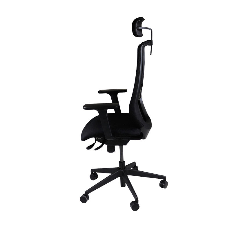 Sajón: <tc>Scudo</tc> Silla de trabajo con asiento de tela negra y reposacabezas - Reacondicionada