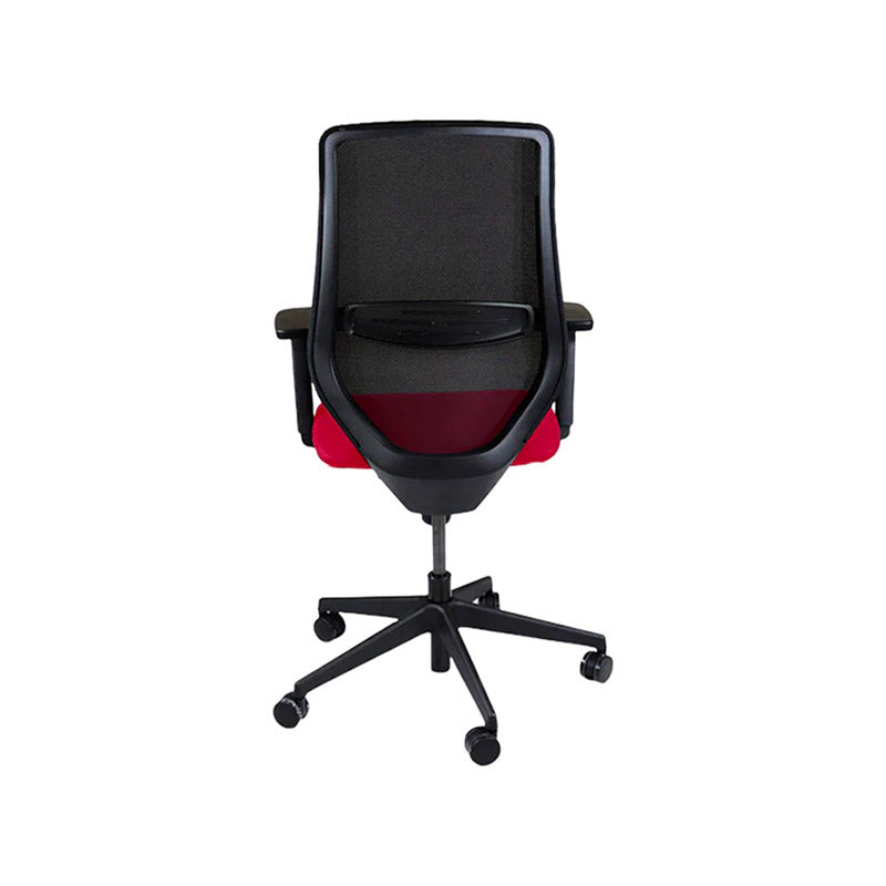 Sajón: <tc>Scudo</tc> Silla de trabajo con asiento de tela roja sin reposacabezas - Reacondicionada