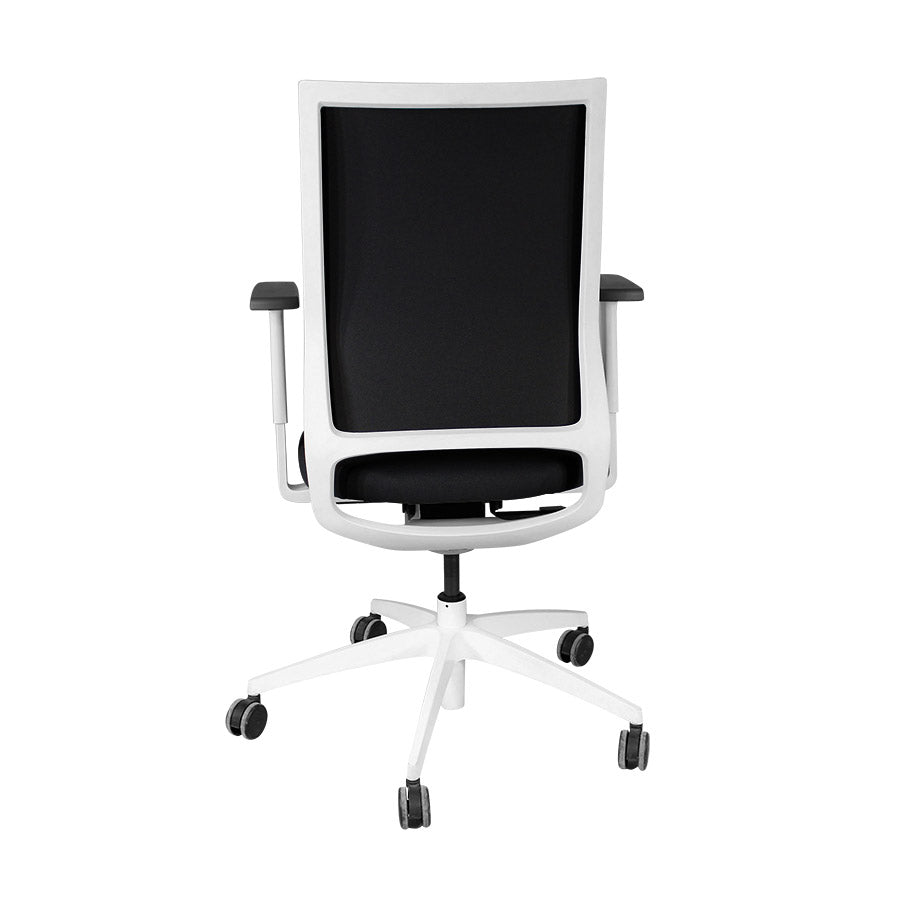 Sedus: Quarterback Office Chair with White Frame in Black Fabric - Refurbished