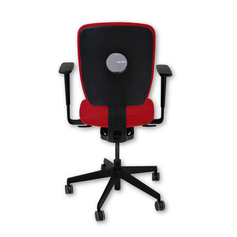 <tc>Senator</tc>: <tc>Dash</tc> Silla de trabajo totalmente ajustable en tela roja - Reacondicionada
