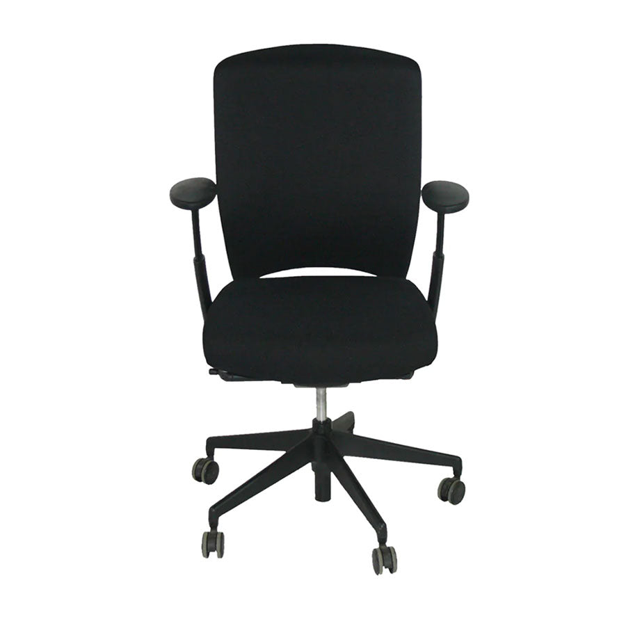 <tc>Senator</tc>Silla de oficina Enigma S21 con estructura negra y tela negra - Reacondicionada