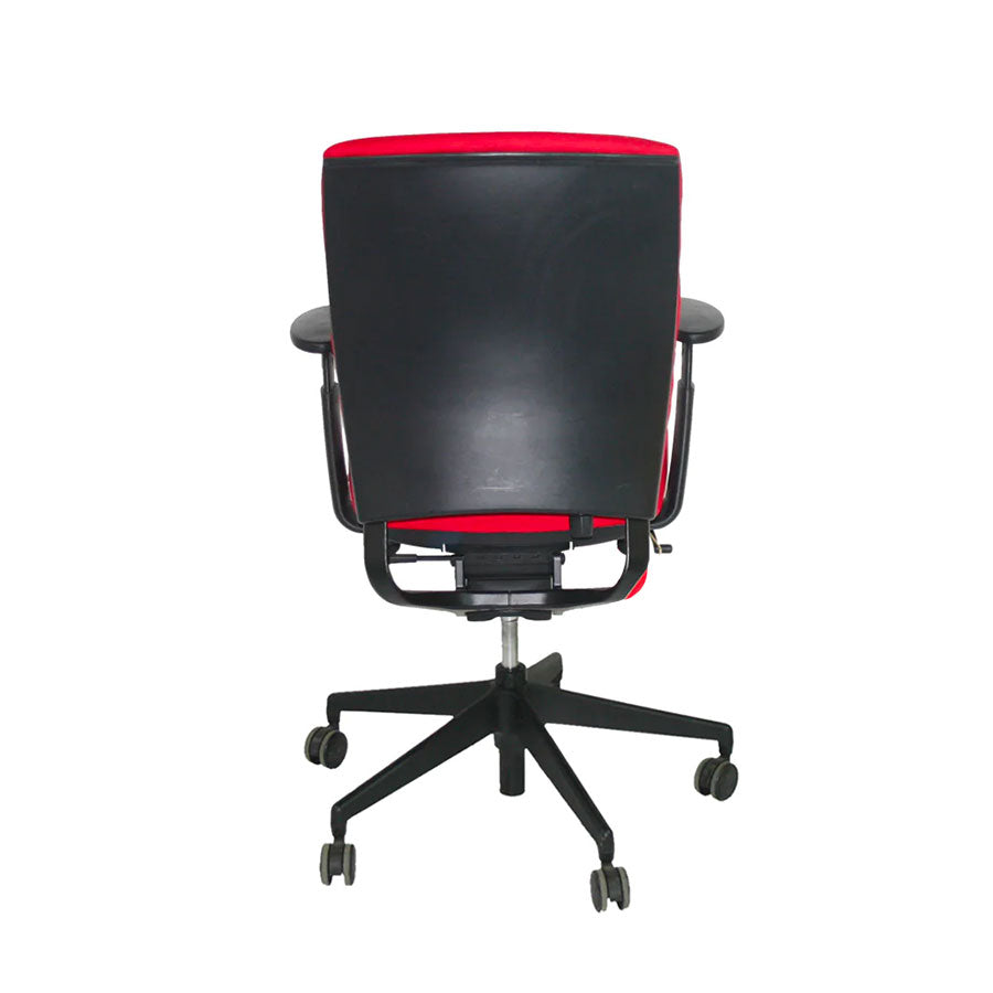 <tc>Senator</tc>Silla de oficina Enigma S21 con estructura negra y tela roja - Reacondicionada