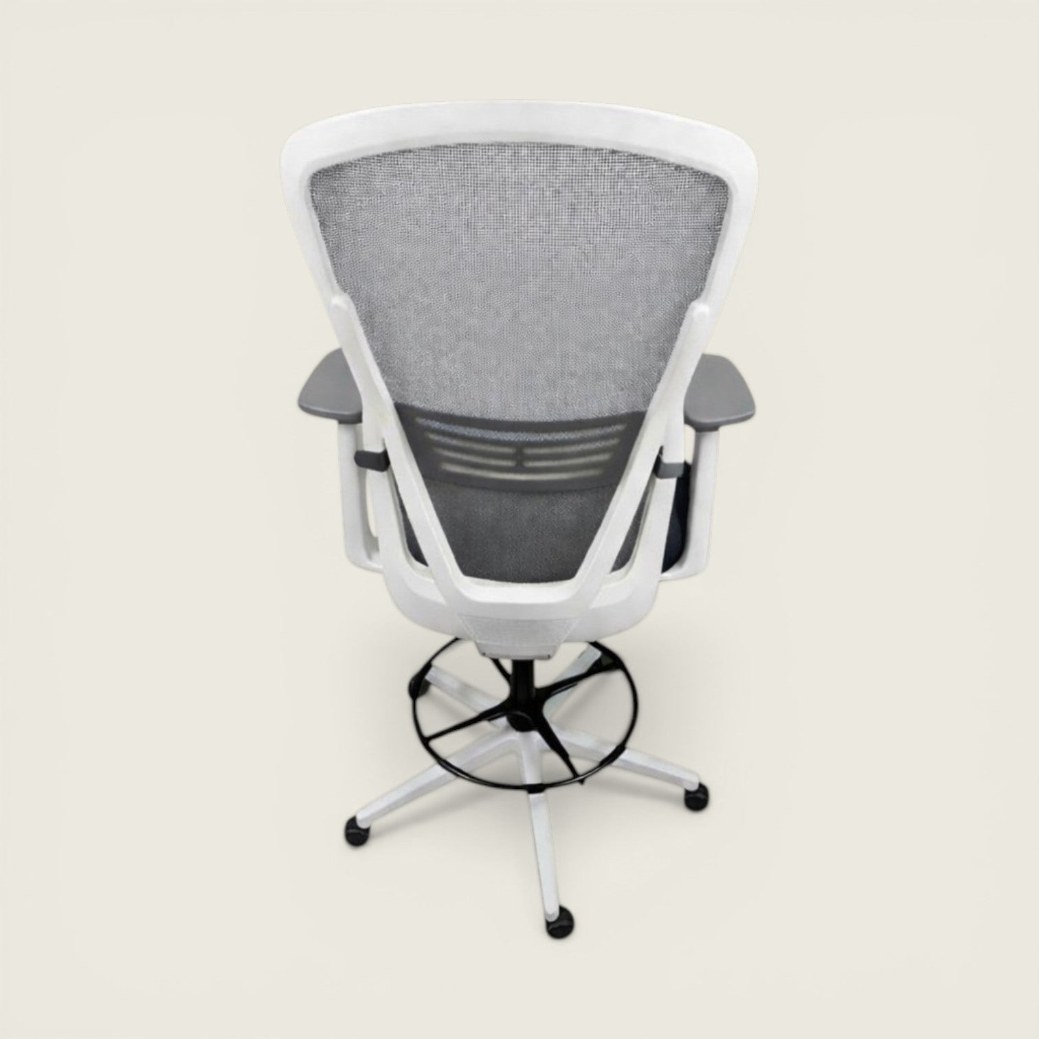 <tc>Senator</tc>Silla de dibujo Ousby en color gris - Restaurada