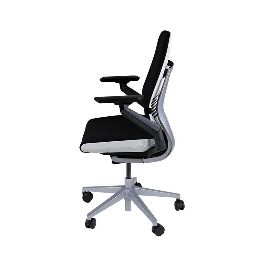 <tc>Steelcase</tc>Silla de oficina ergonómica Gesture - Tela negra - Reacondicionada