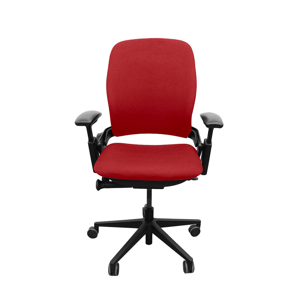 <tc>Steelcase</tc>: <tc>Leap V2</tc> Silla de oficina con brazo ajustable en altura - Tela roja - Reacondicionada