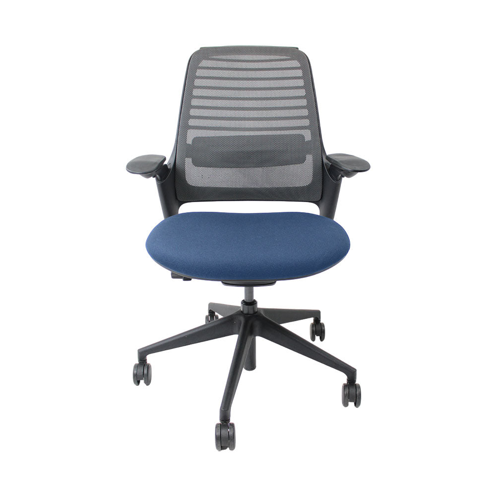 Steelcase: Series 1 Ergonomic Office Chair in Blue Fabric - Refurbished