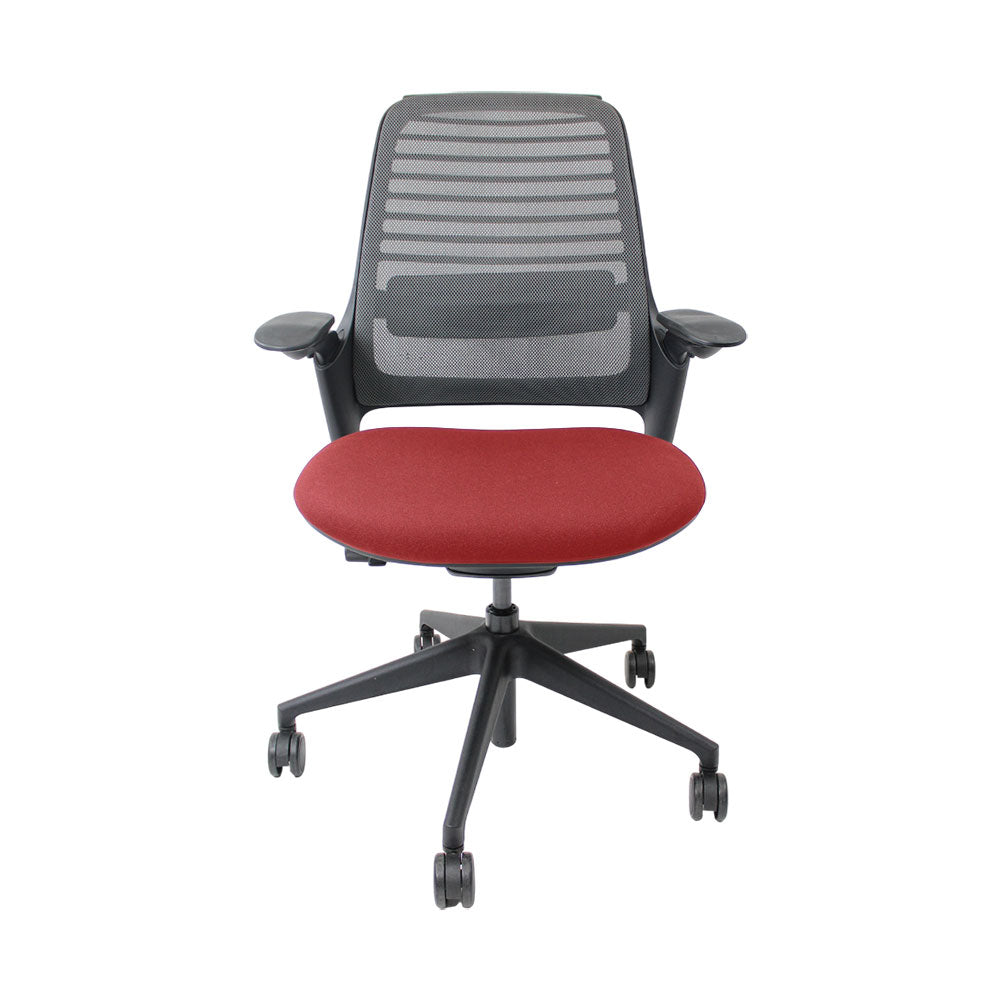 Steelcase: Series 1 Ergonomic Office Chair in Red Fabric - Refurbished