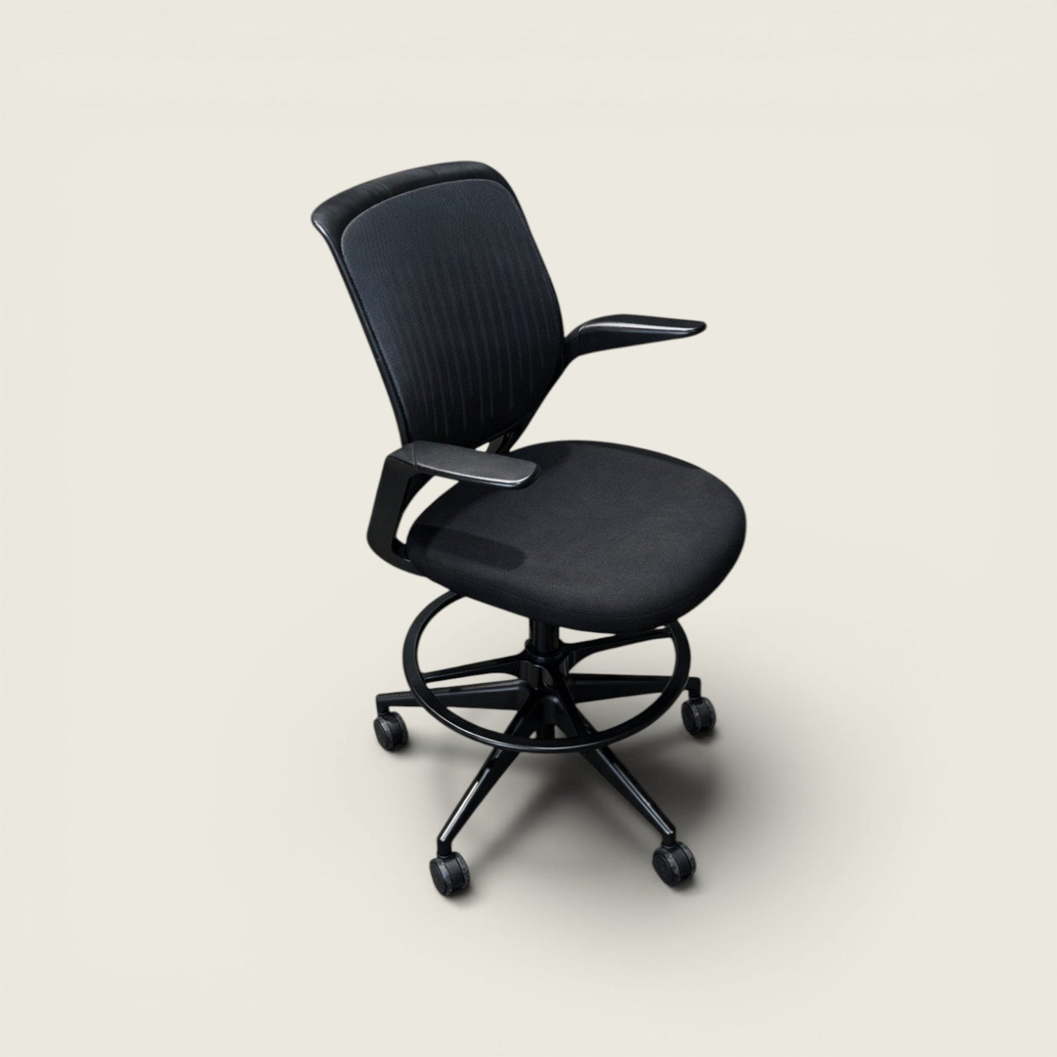 Steelcase: Cobi Draughtsman Chair in black - Refurbished